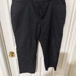 JM Collection Elegant Black Skirt with Embroidered Detail